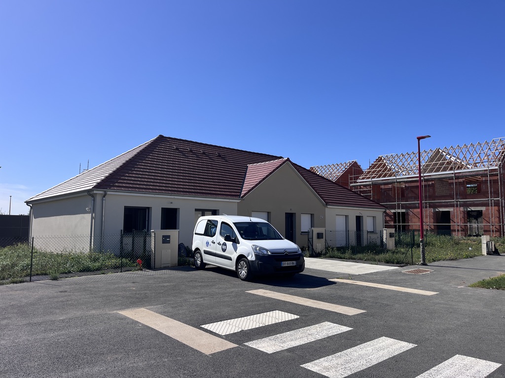 Résidence de 11 logements neufs nettoyée avant livraison à Sannerville